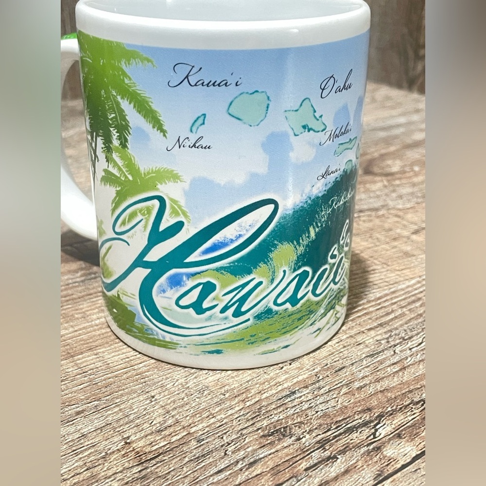 Hawaii Themed Ceramic Mug - Green and White